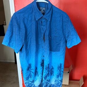 Point Zero Blue Tropical Palm Men's Shirt  22”p2p 29”length  (44"chest)